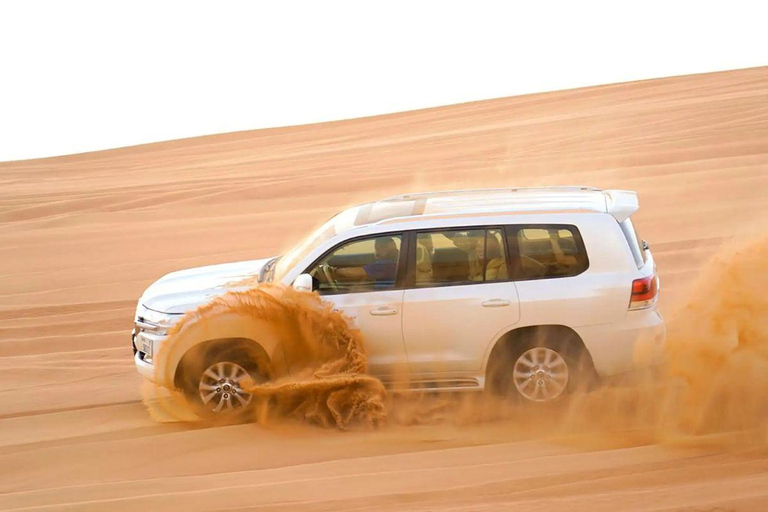 Qatar: Full-Day City & Desert Safari with Inland Sea Tour Qatar: Group Full-Day City & Desert Safari Tour