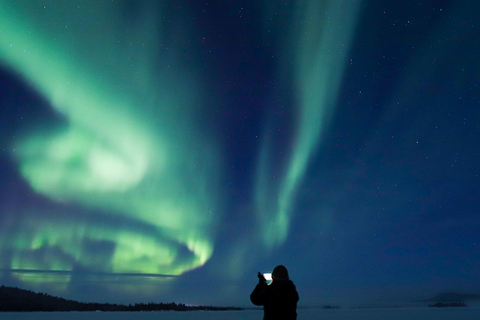 Saariselkä,Kakslauttanen: Aurora Hunting & Photography Tour. Private Aurora Hunting & Photography Tour By Minivan