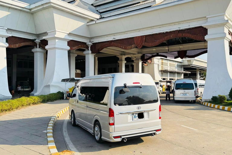 Train to Luang Prabang (One Day Transfer)