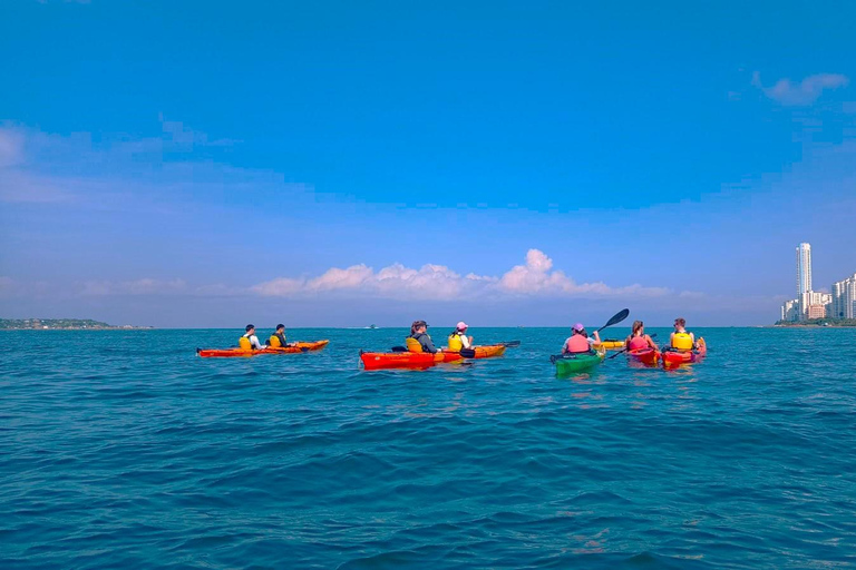 Cartagena: ochtendkajaktocht met snack en zwemmen