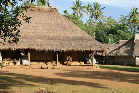 Best of Lombok: Tribe Villages, Traditions & Waterfalls