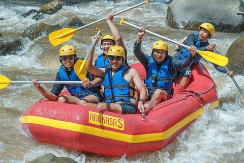 Ubud Tour: Rafting, Sari Timbul, Taman Dedari, Waterfall