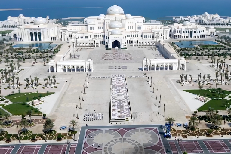 Abu Dhabi: cultuur- en erfgoedpas (2 of 3 attracties)Louvre Abu Dhabi, Qasr Al Watan, Qasr Al Hosn en 1 GB eSIM