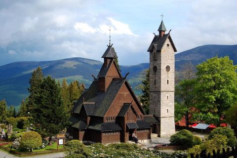 Breslau: Riesengebirge & Tal der Schlösser Tagestour
