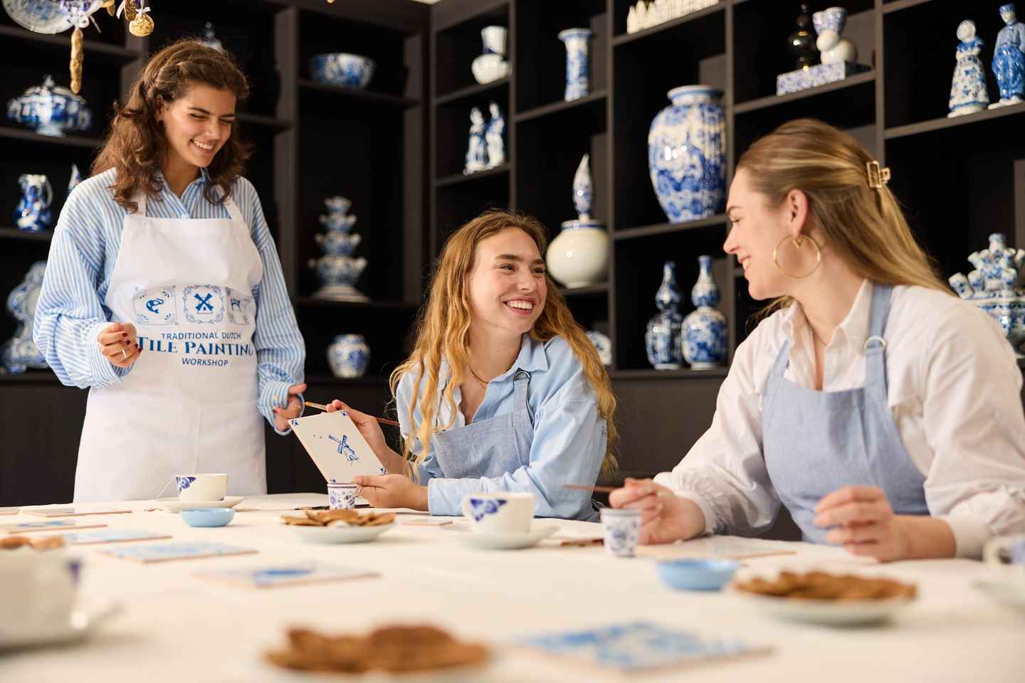 Amsterdam: Traditional Dutch Blue Tile Painting Workshop