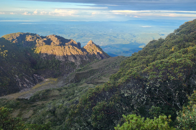 Excursion au point culminant du Panama, le volcan BaruExcursion au point culminant du Panama, le volcan Barú