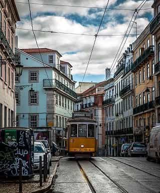 lisbon tour of the cable railways in the old town