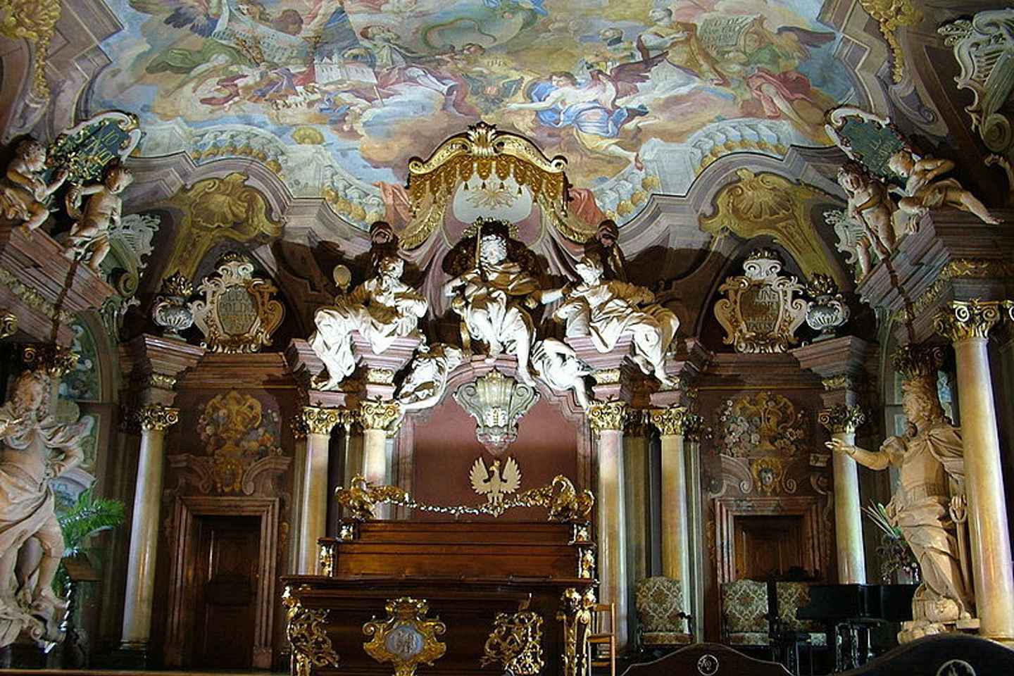 Wrocław University: Tour with Audio Guide & Admission