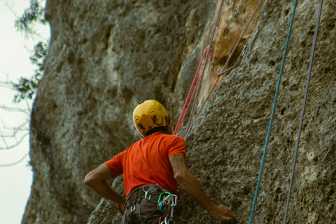 Arrampicata su roccia Hattiban: Abbraccia l&#039;avventura