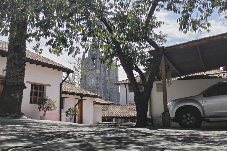 Quito: Discover the heart of the Historic Center - Walking Tour