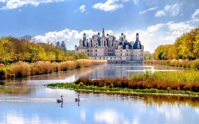 From Paris: Loire Valley Castles Day Trip With Wine Tasting