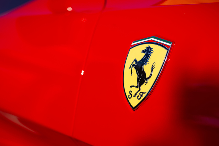 Bucharest: Ferrari Driving Experience - LONG 45min