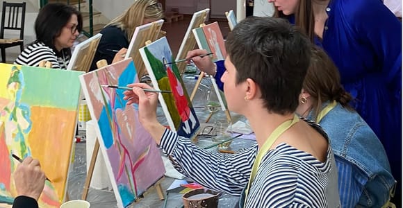 Prague: Friday Night Art Workshop & Prosecco