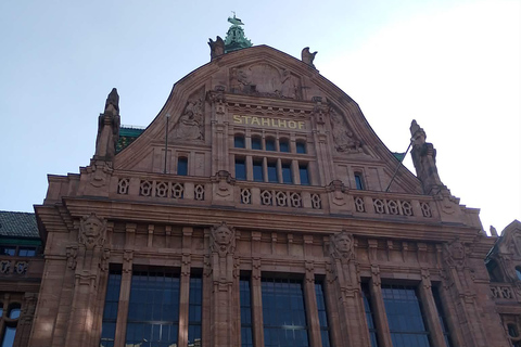 Düsseldorf: Cool Guided City Tour in English or Spanish