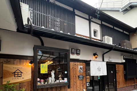 Kyoto:Ethical Cat Retreat & Matcha Whisking (Private/Shared) Shared 60 min (up to 6 guests) — Per person