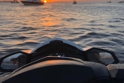 Cala Salada: 30-Minute Jet Ski Experience