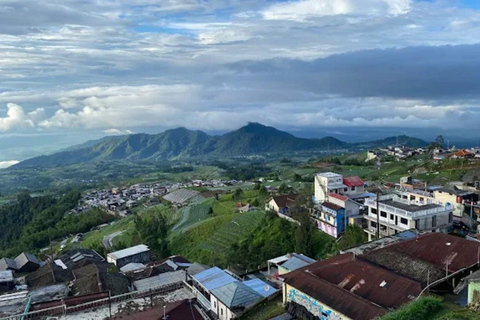 Nepal van Java Village & Elo River Rafting Tour