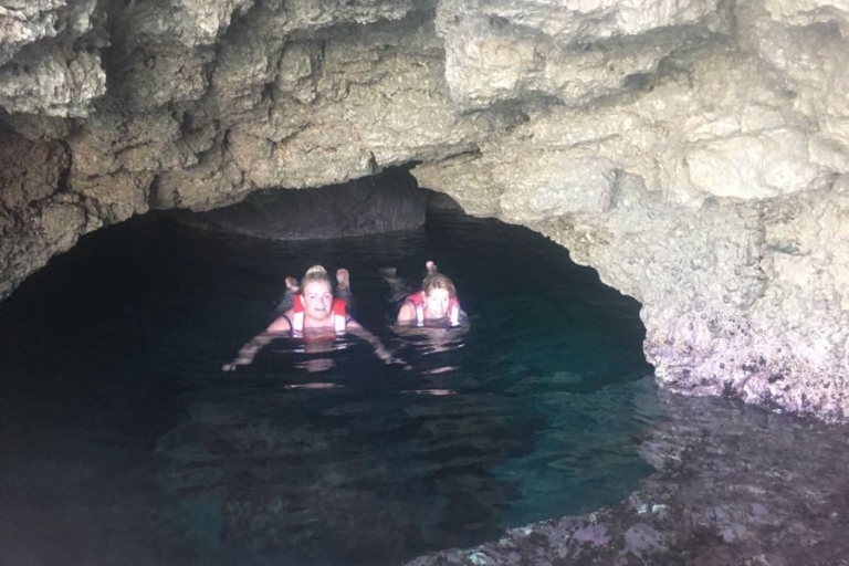 Excursión a las Cuevas Marinas en Stand Up PaddleExcursión de pie y snorkel en la Cueva Verde