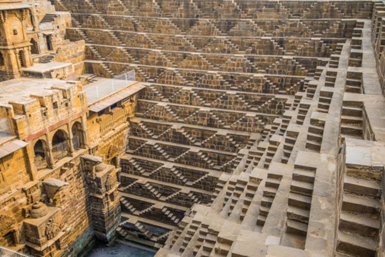 斋浦尔：班加尔堡、钱德·巴奥里与购物一日旅行斋浦尔：邦加尔堡、钱德·巴奥里和购物一日旅行