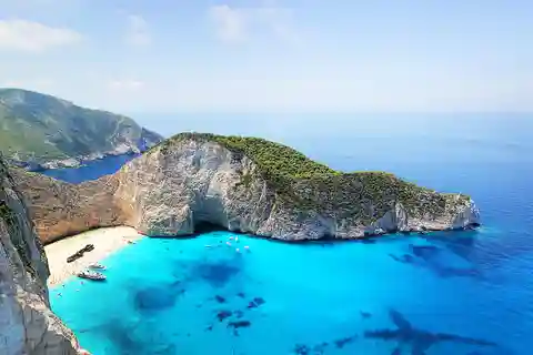 Zakynthos: Chinese Tour with Hotel Departure from Athens