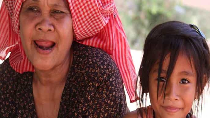 2 hour+ cambodian village walking tour from siem reap
