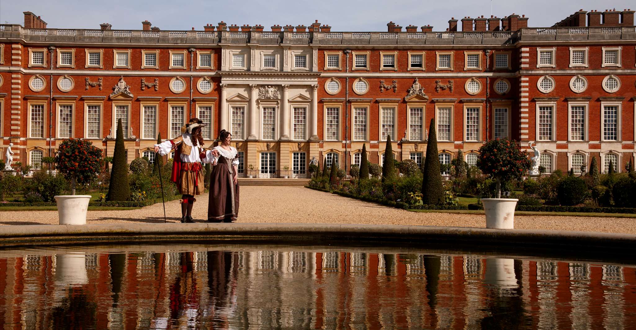 Hampton Court Palace and Gardens Entrance Ticket - Housity