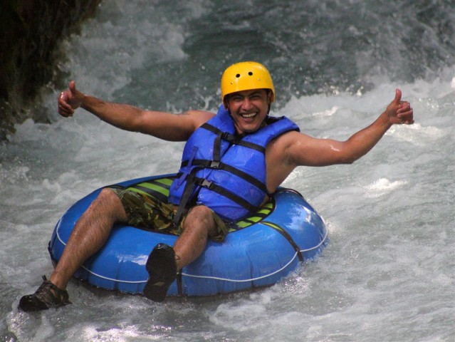 Visit Water Tubing Adventure and Hot Springs Tour in La Fortuna