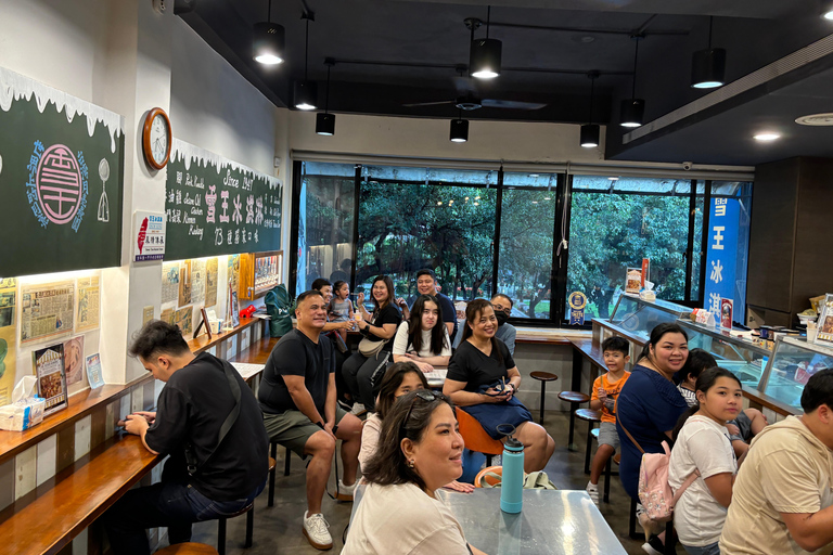 Taipei Foodie + History Walking Tour