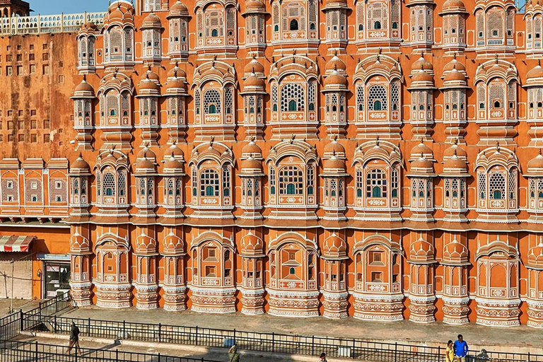 Jaipur Full-Day Sightseeing Tour From Delhi By Private Car Tour with Car, Guide, Entry Tickets and Meal