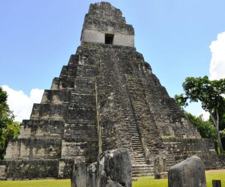 Guatemala City: Tikal Full-Day Tour by Air