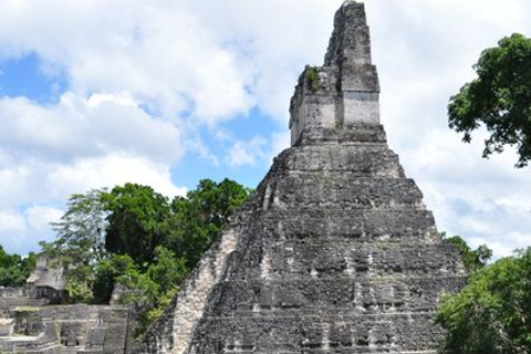 危地马拉城：乘飞机前往蒂卡尔的全天旅行危地马拉城：蒂卡尔航空全日游
