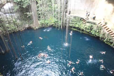 Ab Cancun: Erweiterte Tagestour nach Chichén Itzá