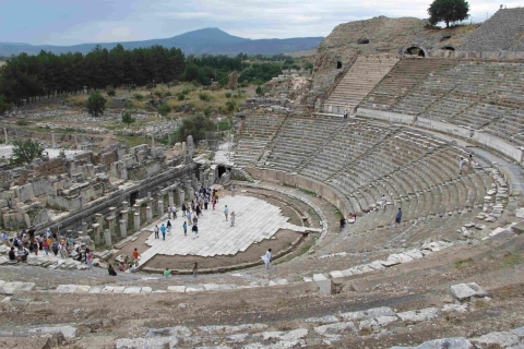 Ephesus: La Maison de la Vierge Marie et le Grand ThéâtreVisite d'Éphèse et de la Maison de la Vierge Marie au départ de Kusadasi
