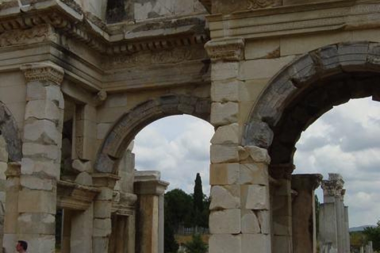 Éfeso: tour de día completo con visita a las casas de la terrazaÉfeso y Bungalows: Tour de un día privado de Esmirna