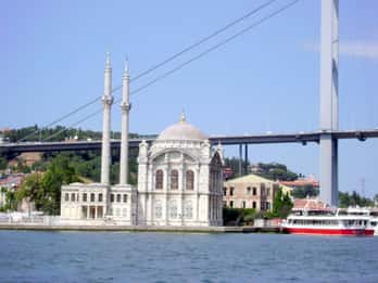 Istanbul: Private Bootstour zum Goldenen Horn & Bosporus Istanbul: Private Bootstour zum Goldenen Horn & Bosporus