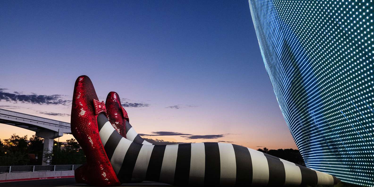 拉斯维加斯：Sphere体验——《绿野仙踪》 | GetYourGuide, image size:1585x792