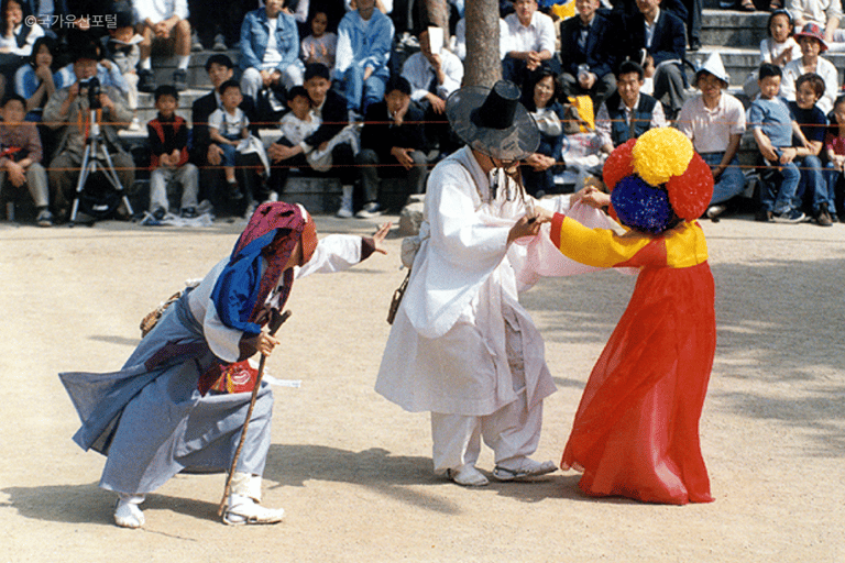 Busan: Traditional Music, Dance, and Cooking Tour