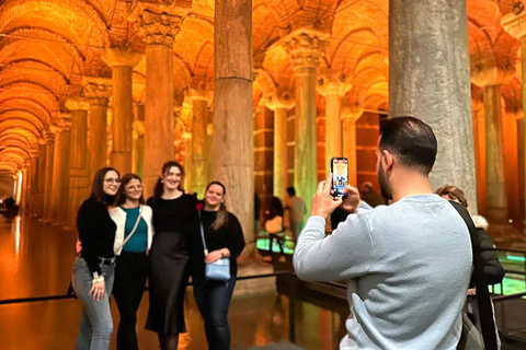 Bilhetes para Istambul: Hagia Sophia, Topkapi e Cisterna da BasílicaHagia Sophia, Cisterna da Basílica + Palácio de Topkapi, incluindo o Harém