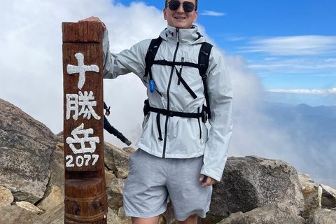 Hokkaido: Half Day Backcountry Hiking Tour with Onsen Hokkaido:Half Day Backcountry Hiking Tour with Onsen