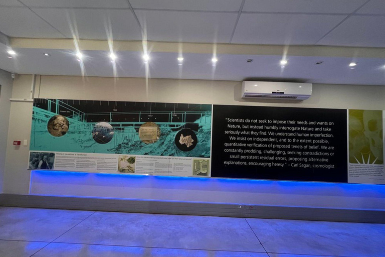 From Johannesburg: Sterkfontein Caves & Maropeng Tour