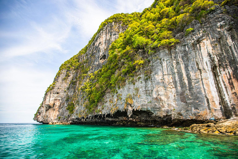 Phi Phi : Excursion d'une demi-journée à Phi Phi pour faire de la plongée en apnée en bateau à longue queue