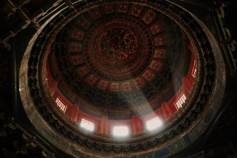 Pechino: tour della Città Proibita con una guida studente di storiaBiglietti d&#039;ingresso per la Città Proibita e il Parco Jingshan