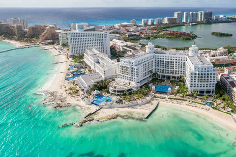 Privéshuttle van de luchthaven van Cancun naar hotels in Cancun