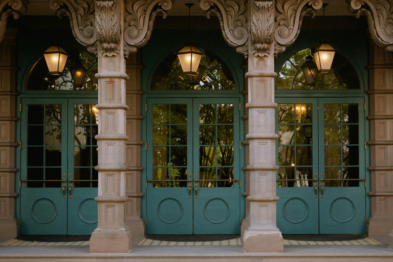 Charleston Ghost Tour in 12 Languages (Self Guided Audio)