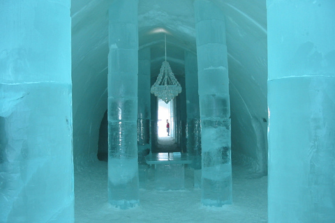 Quebec City Guided Tour with Ice Hotel Visit