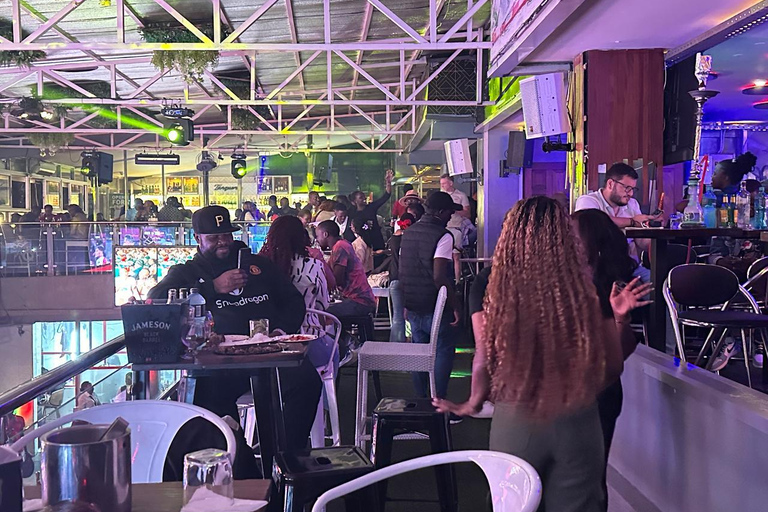 Nairobi: Nightlife Tour with Dinner and Drinks