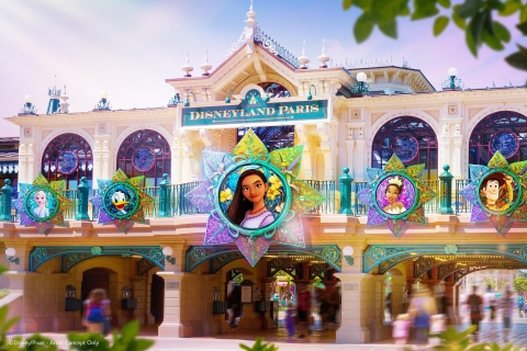 Parijs: ticket met transfer van en naar Disneyland Parijs1 dagticket voor 1 park