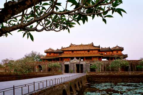 Ab dem Hafen Chan May: Ausflug nach Huế