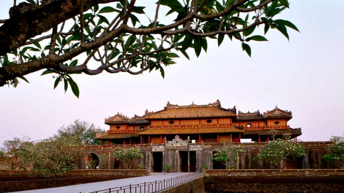 hue excursion from chan may port