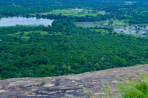 En ultimat dagsutflykt till Sigiriya klippfästning